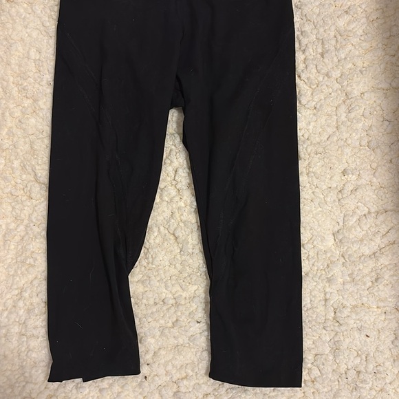 women’s capri workout leggings - Picture 2 of 3